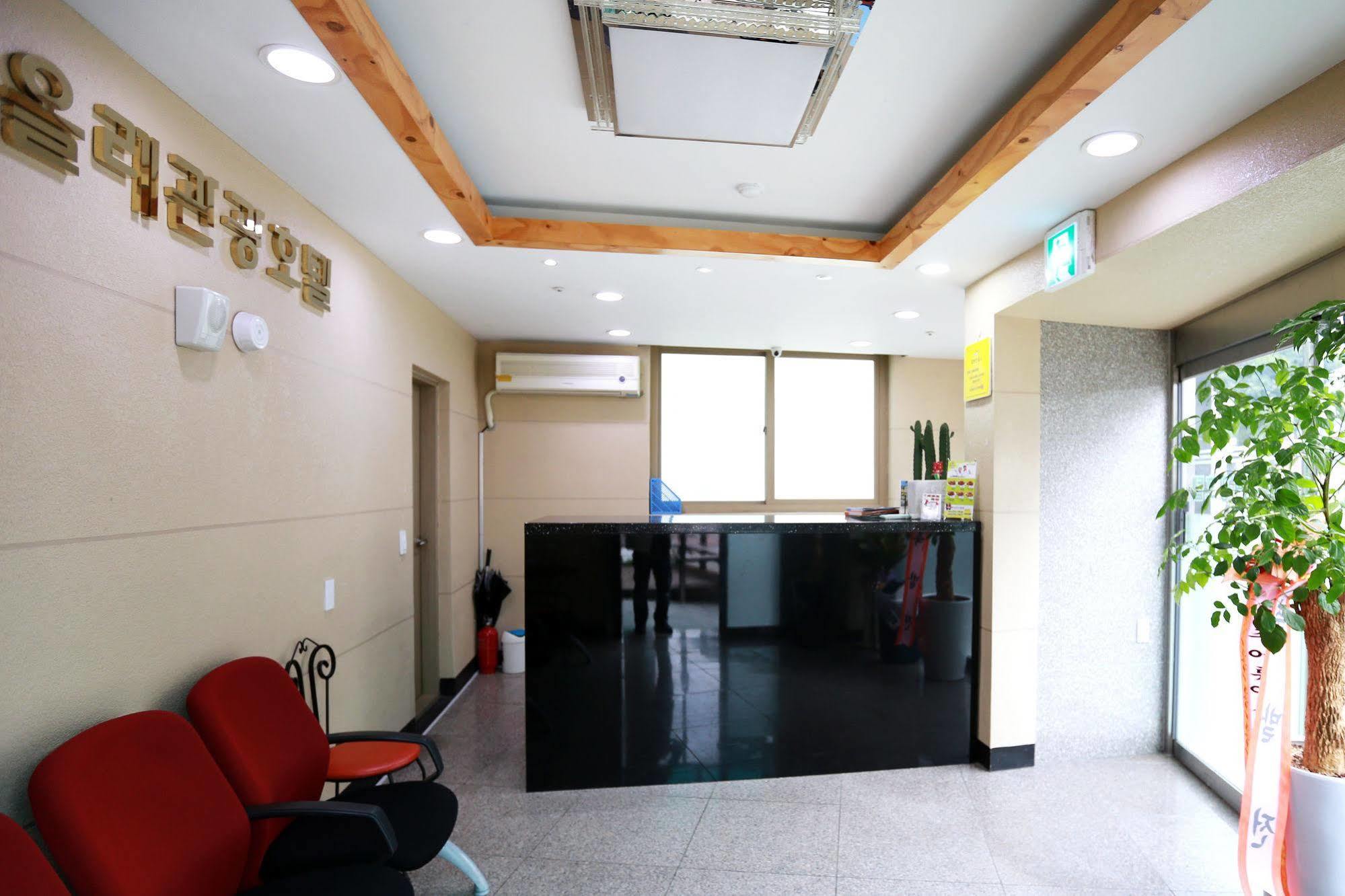 Olle Tourist Hotel Jeju Esterno foto